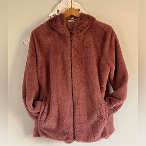 Dusty rose faux fur jacket.